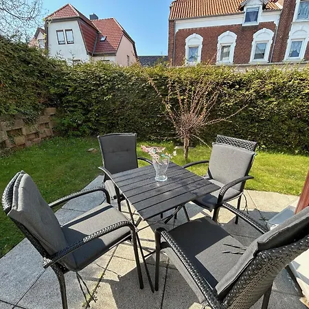 Kuestenbude Krabbe Grömitz